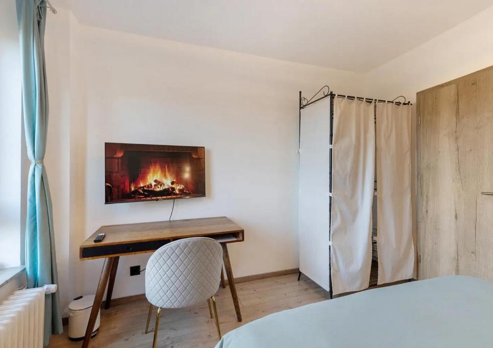 Charmentes Privatzimmer Mit Kueche, Naturgebiet Düsseldorf Habitación foto